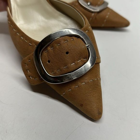Prada Heels Low Kitten Heel Pointed Toe Buckle Suede in Light Brown Size 42 12 - Picture 5 of 16